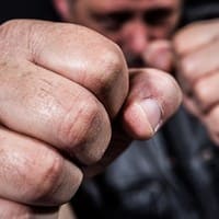 Побои